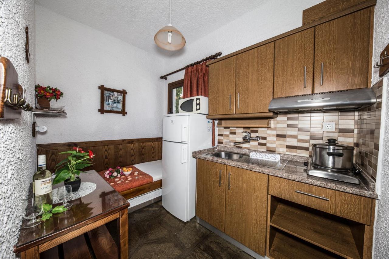 Ferienwohnung Haus Niko Nea Poteidaia Exterior foto