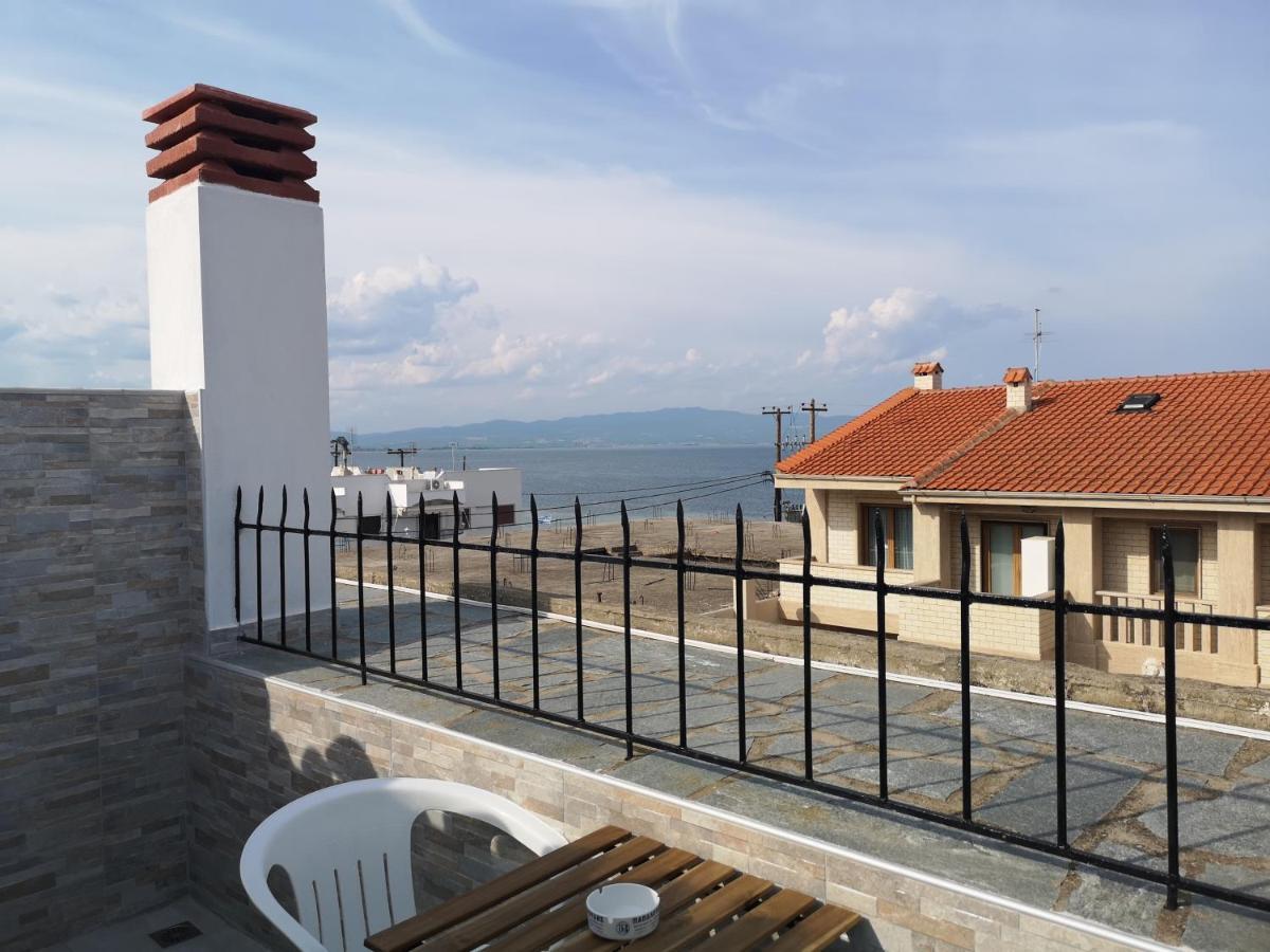 Ferienwohnung Haus Niko Nea Poteidaia Exterior foto