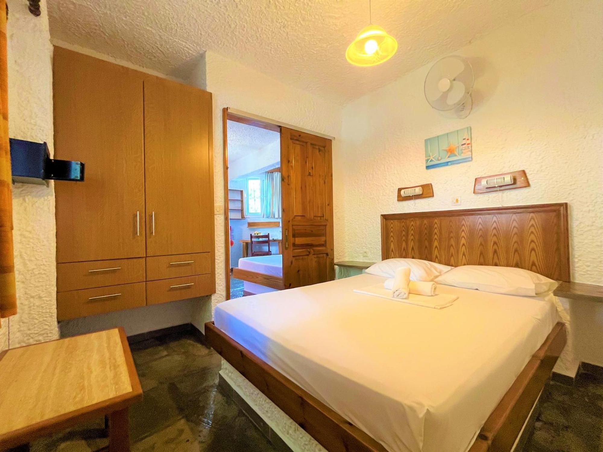Ferienwohnung Haus Niko Nea Poteidaia Exterior foto