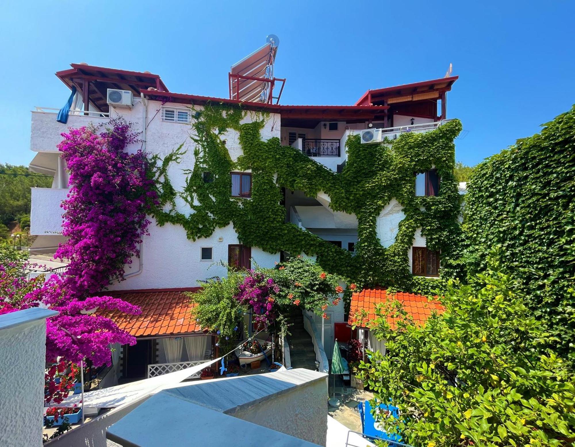 Ferienwohnung Haus Niko Nea Poteidaia Exterior foto