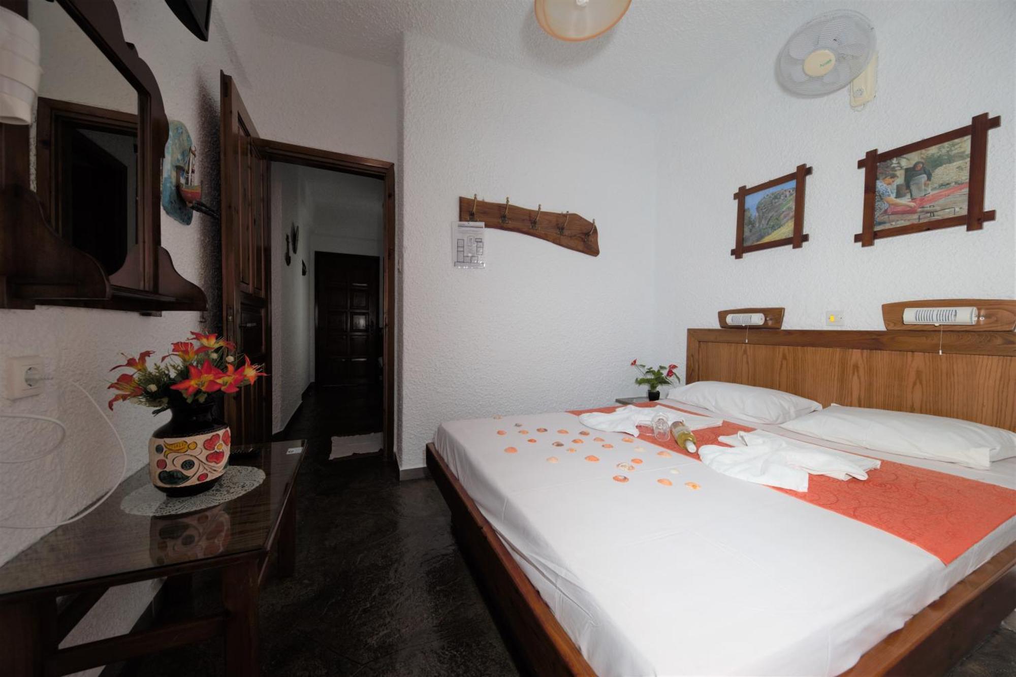 Ferienwohnung Haus Niko Nea Poteidaia Zimmer foto