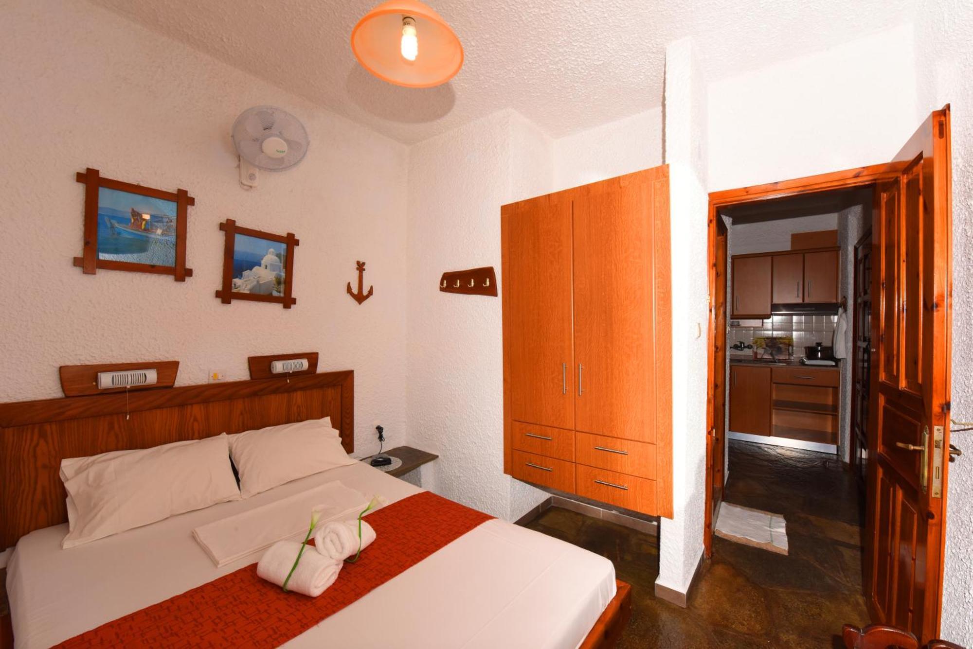 Ferienwohnung Haus Niko Nea Poteidaia Zimmer foto